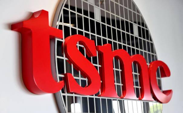 台积电或于2026年初交付首批2nm芯片 苹果与英特尔将成为首发客户 台积电或于2026年初交付首批2nm芯片 苹果与英特尔将成为首发客户