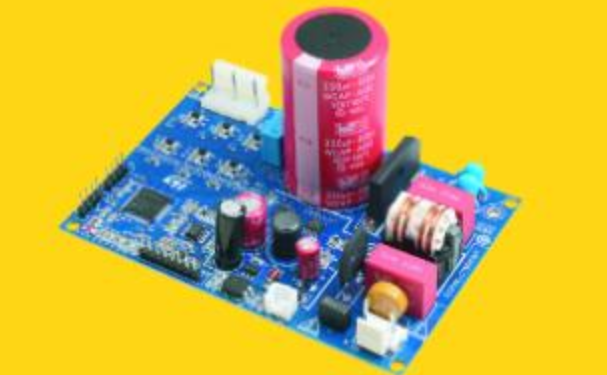 意法半导体电机驱动参考设计包含 STSPIN32 和生产级PCB 意法半导体电机驱动参考设计包含 STSPIN32 和生产级PCB